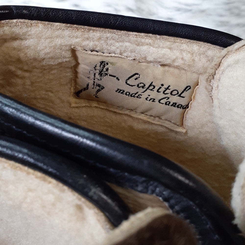 Fur Moccasins - Picture 6 of 7